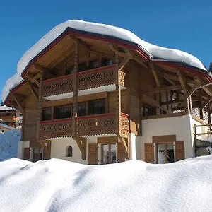 Chalet Les D'adelphine &, Les Gets